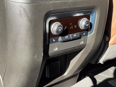 2022 Chevrolet Tahoe 4WD 4dr High Country