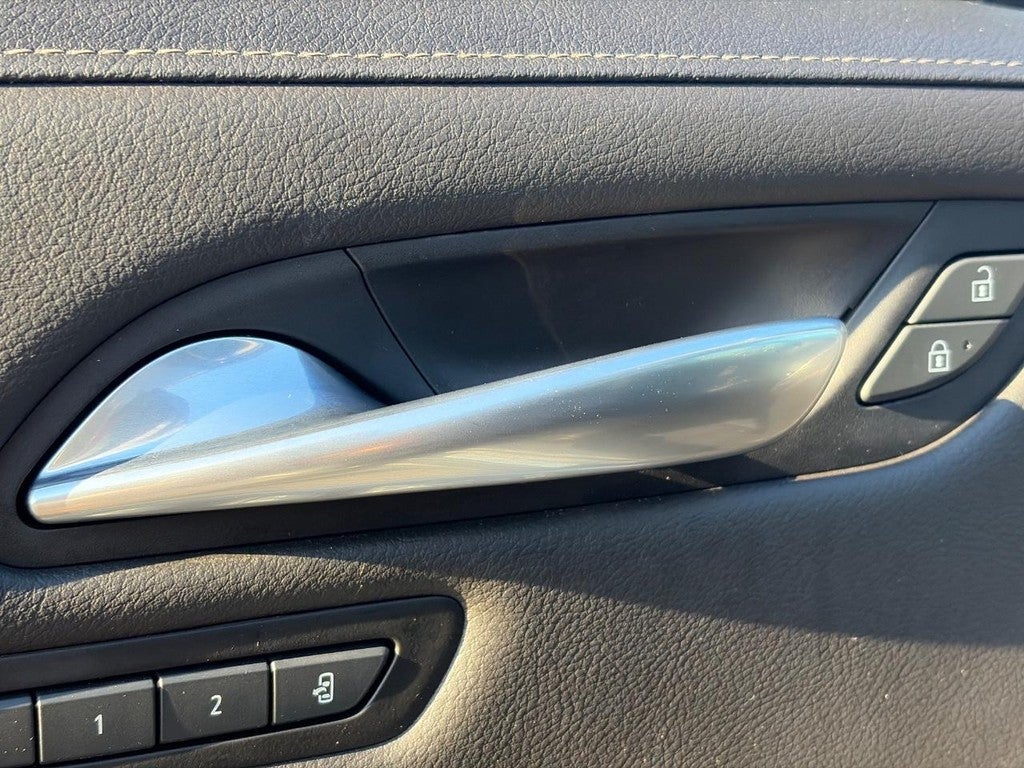 2021 Cadillac XT4 FWD 4dr Premium Luxury