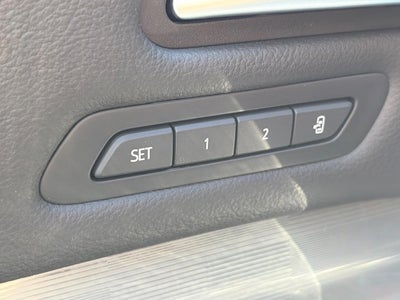 2024 Cadillac XT4 AWD 4dr Premium Luxury