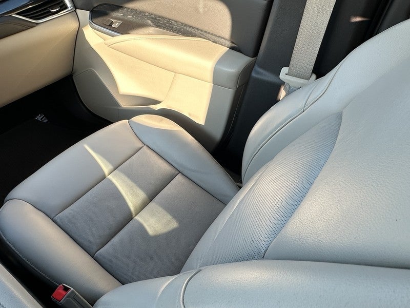 2019 Cadillac XT4 AWD 4dr Premium Luxury