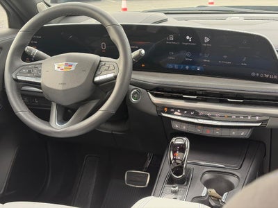 2024 Cadillac XT4 AWD 4dr Sport