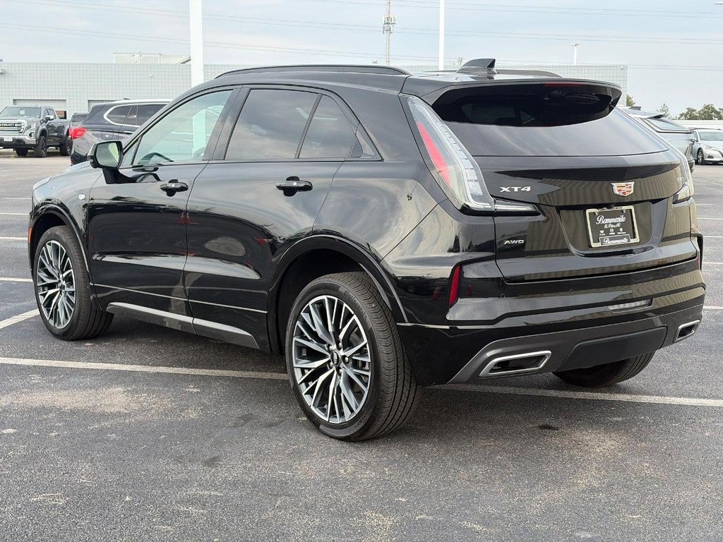 2024 Cadillac XT4 AWD 4dr Sport