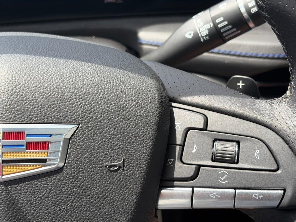 2025 Cadillac XT4 AWD 4dr Sport