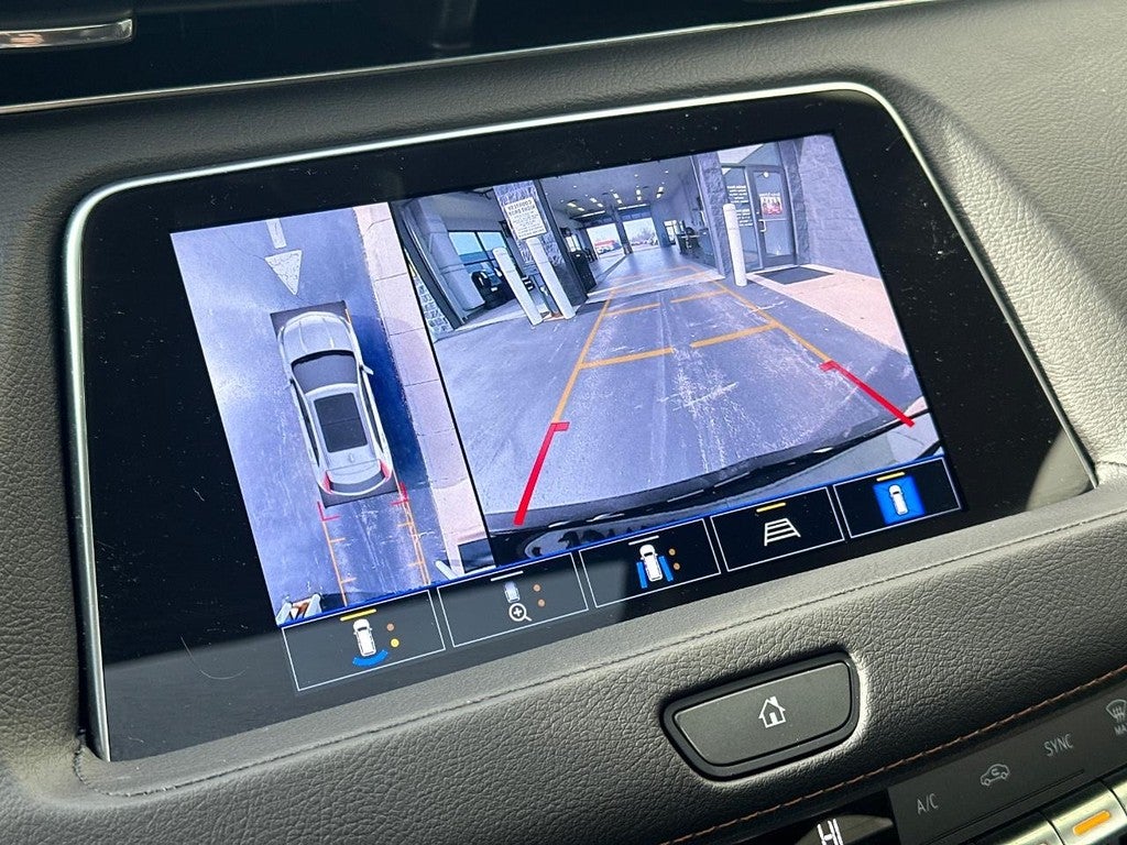 2022 Cadillac XT4 AWD 4dr Sport