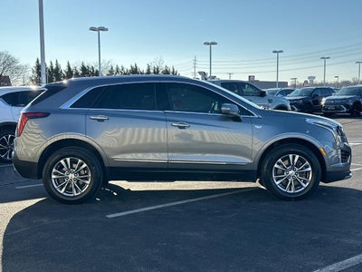 2022 Cadillac XT5 FWD 4dr Premium Luxury