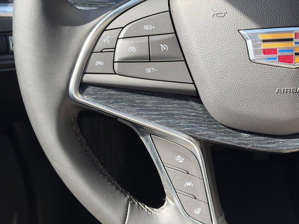 2025 Cadillac XT5 AWD 4dr Premium Luxury
