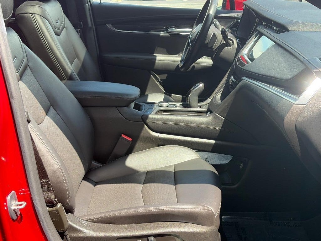 2023 Cadillac XT5 AWD 4dr Premium Luxury