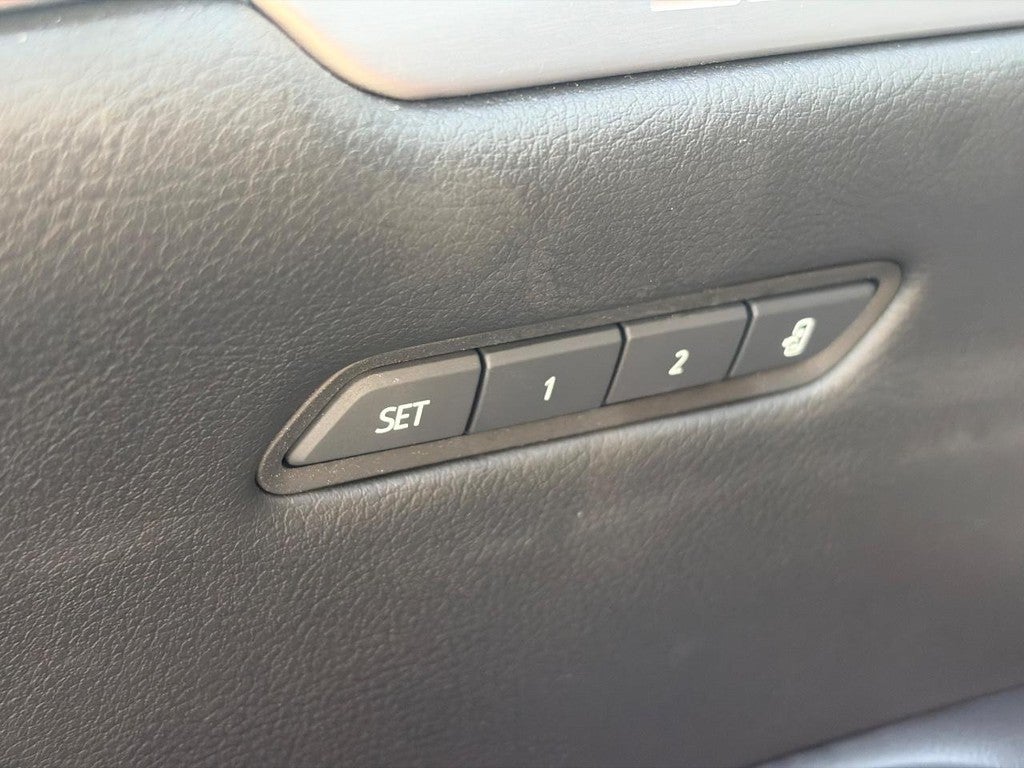 2023 Cadillac XT5 AWD 4dr Premium Luxury