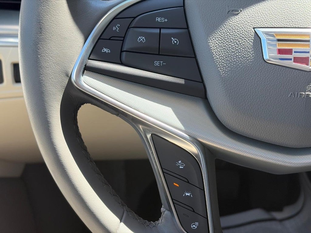 2023 Cadillac XT5 AWD 4dr Premium Luxury