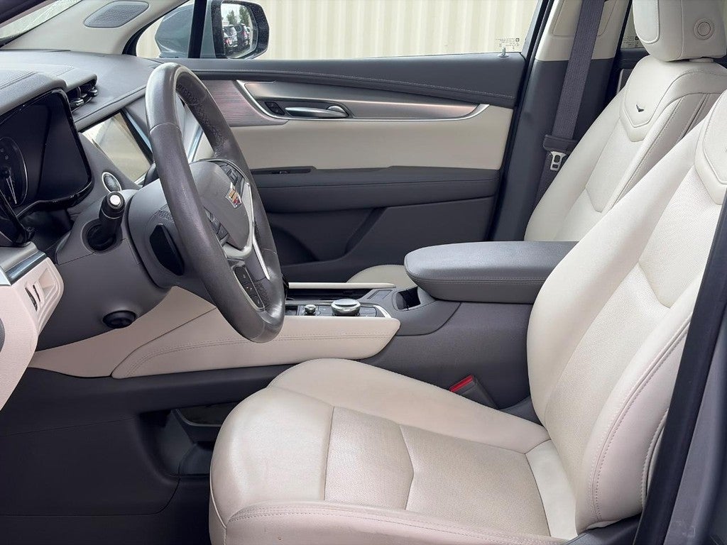 2023 Cadillac XT5 AWD 4dr Premium Luxury