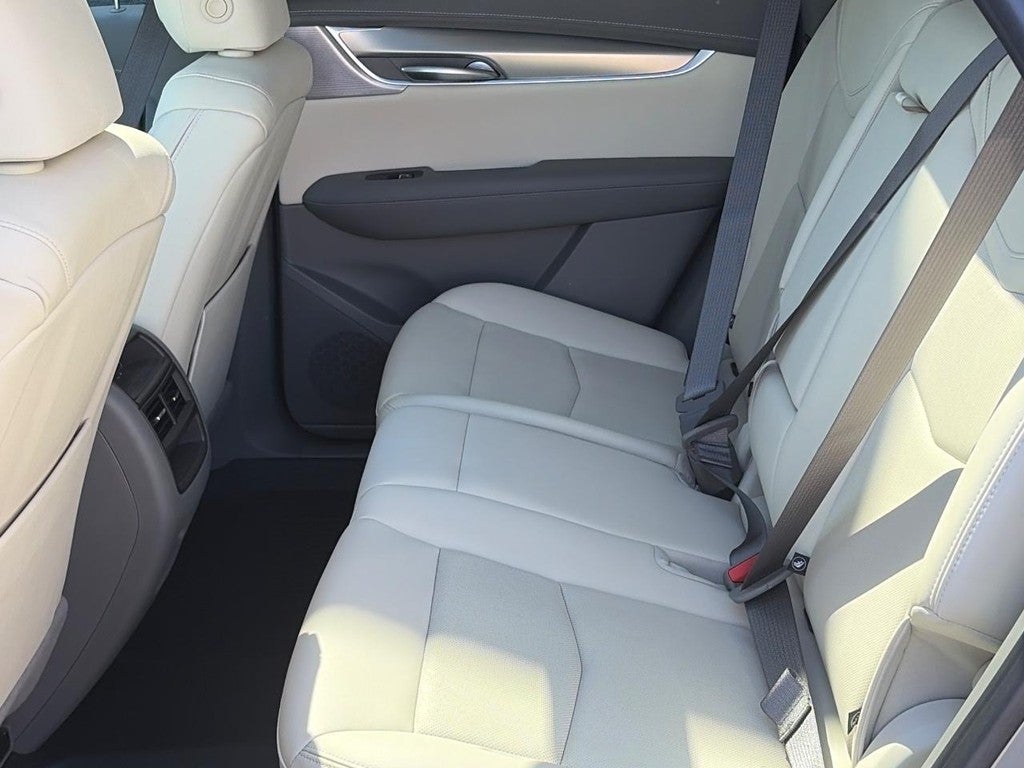 2023 Cadillac XT5 AWD 4dr Premium Luxury