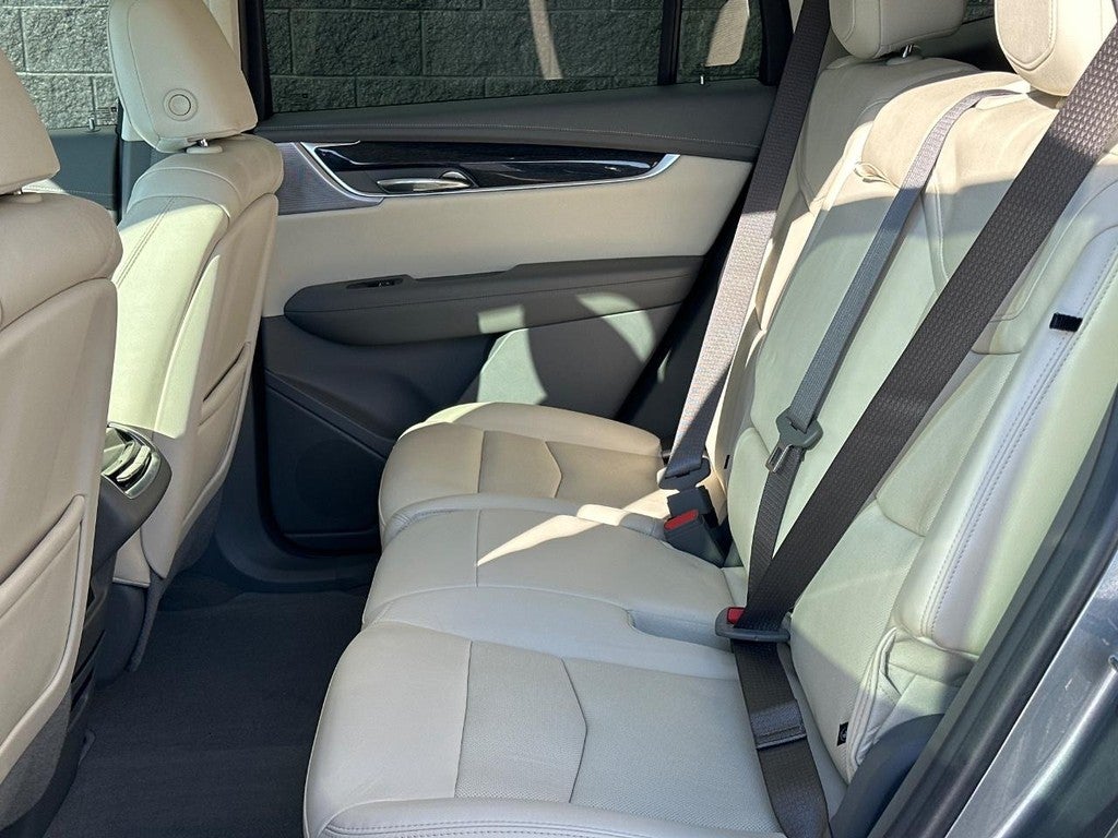 2022 Cadillac XT6 AWD 4dr Premium Luxury