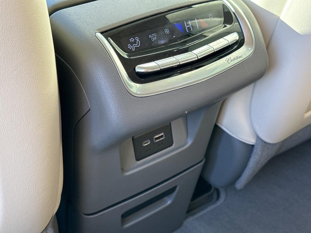 2022 Cadillac XT6 AWD 4dr Premium Luxury