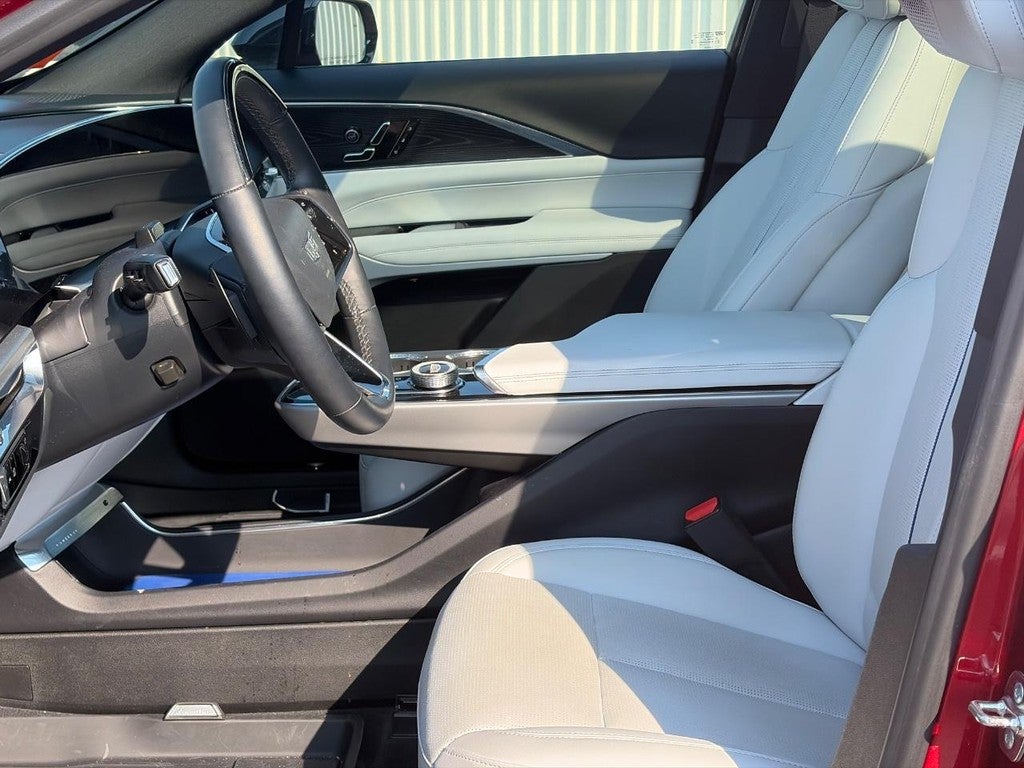 2024 Cadillac LYRIQ 4dr Luxury w/1SE
