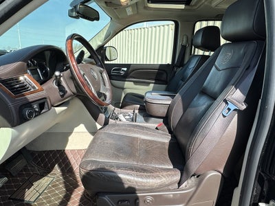 2010 Cadillac Escalade Platinum Edition