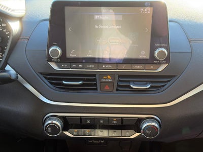 2021 Nissan Altima 2.5 SR Sedan