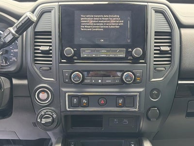 2024 Nissan Titan 4x4 King Cab SV