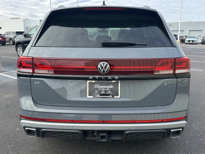 2025 Volkswagen Atlas 2.0T Peak Edition 4MOTION