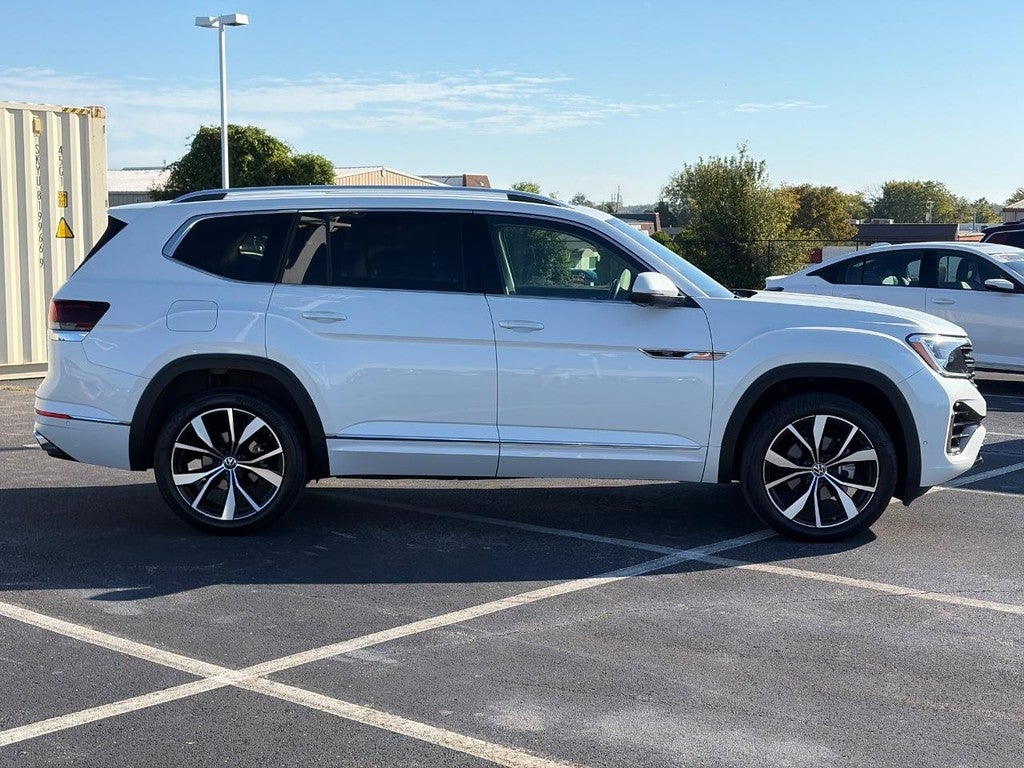 2024 Volkswagen Atlas 2.0T SEL Premium R-Line 4MOTION