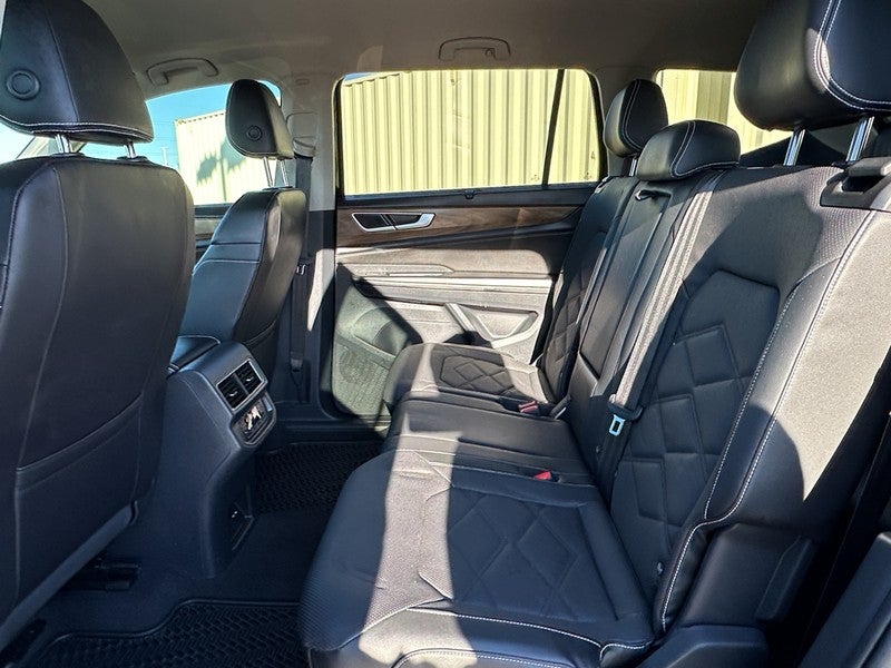 2024 Volkswagen Atlas 2.0T SE w/Technology 4MOTION