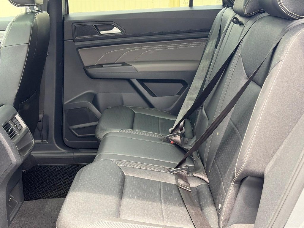 2022 Volkswagen Atlas Cross Sport 2.0T SE w/Technology 4MOTION