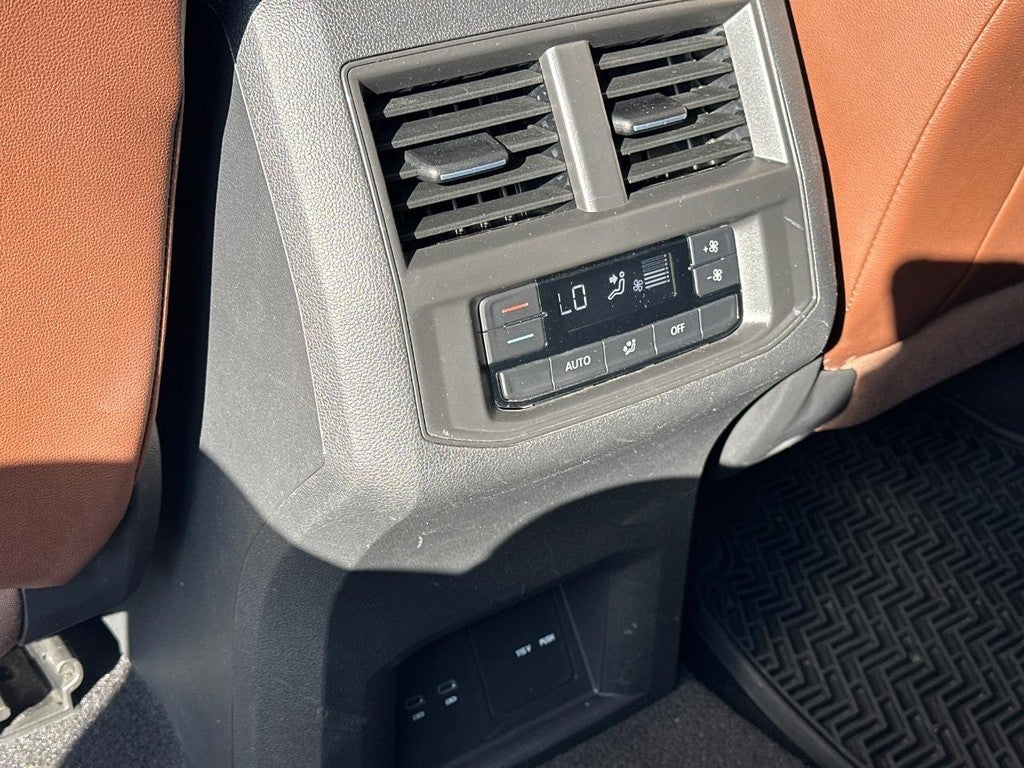 2022 Volkswagen Atlas 3.6L V6 SE w/Technology FWD