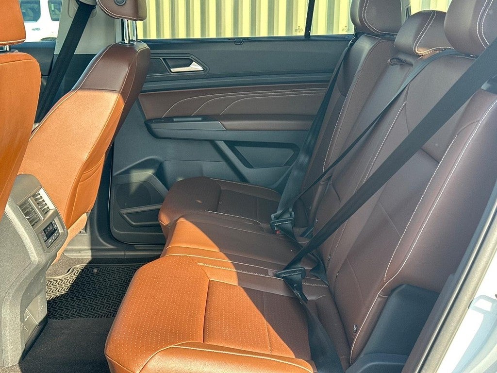 2022 Volkswagen Atlas 3.6L V6 SE w/Technology FWD