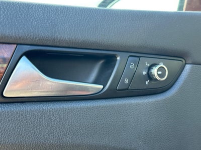 2012 Volkswagen Passat 4dr Sdn 2.5L Auto SEL PZEV