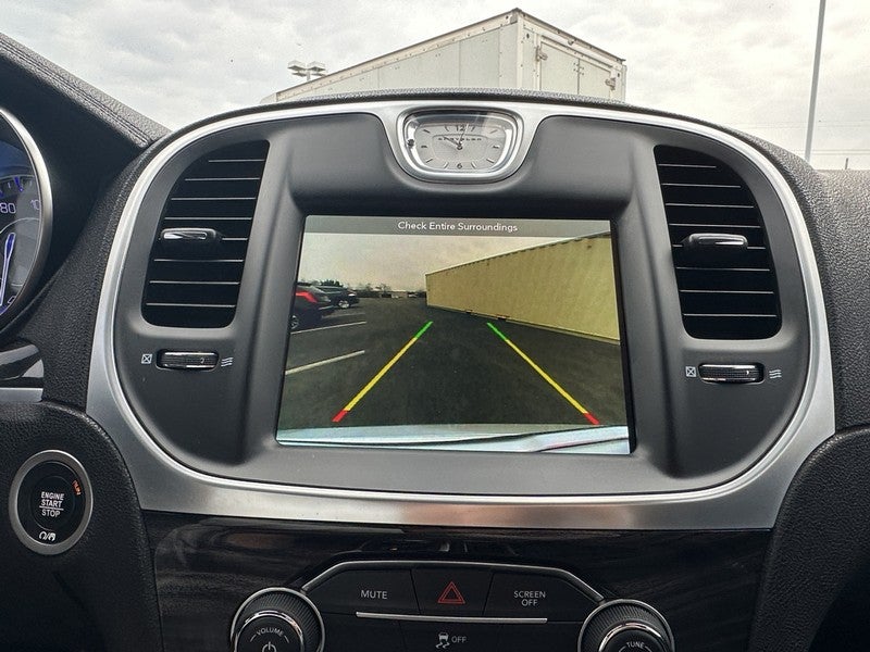 2019 Chrysler 300 Touring RWD