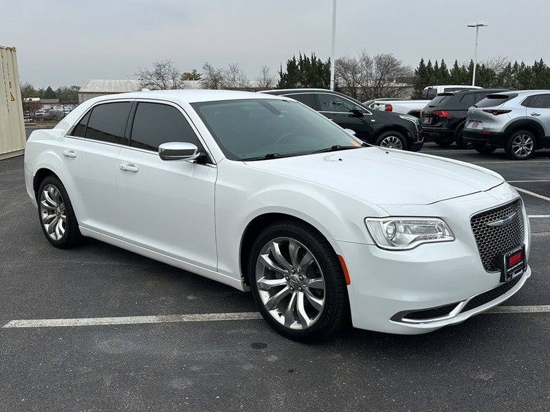 2019 Chrysler 300 Touring RWD