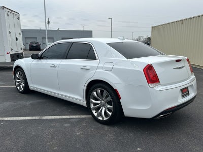 2019 Chrysler 300 Touring RWD
