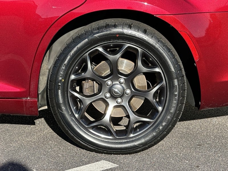 2019 Chrysler 300 Touring AWD