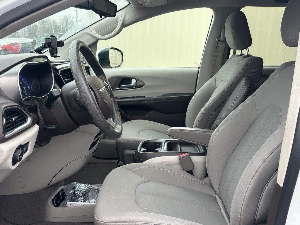 2017 Chrysler Pacifica Touring L