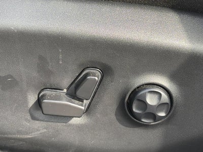 2025 Chrysler Pacifica Select FWD