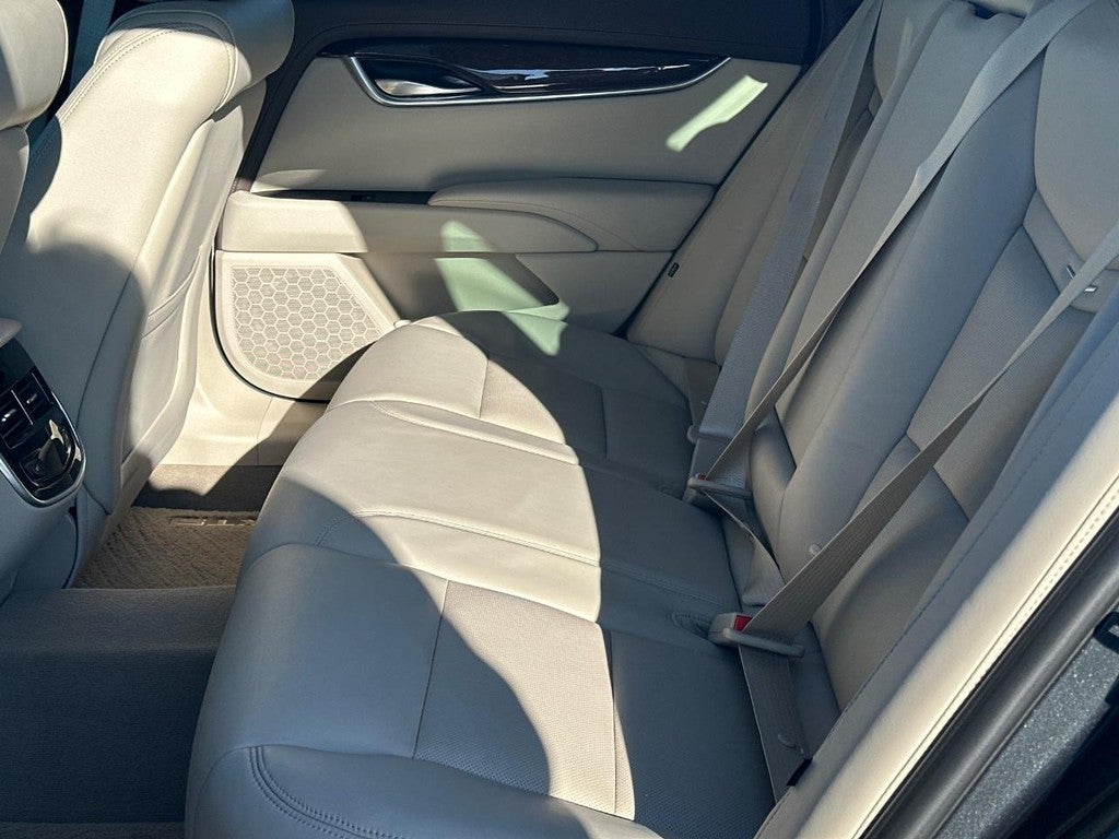 2017 Cadillac XTS 4dr Sdn Luxury FWD