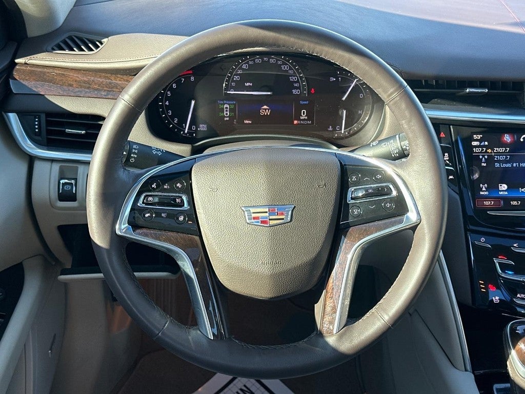 2017 Cadillac XTS 4dr Sdn Luxury FWD