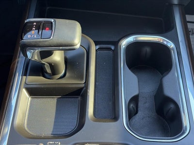 2024 Chevrolet Silverado 1500 4WD Crew Cab 147" High Country