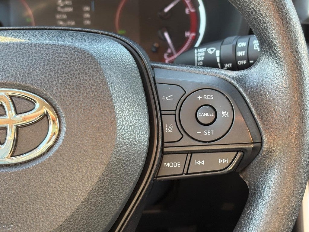 2023 Toyota RAV4 XLE AWD (Natl)