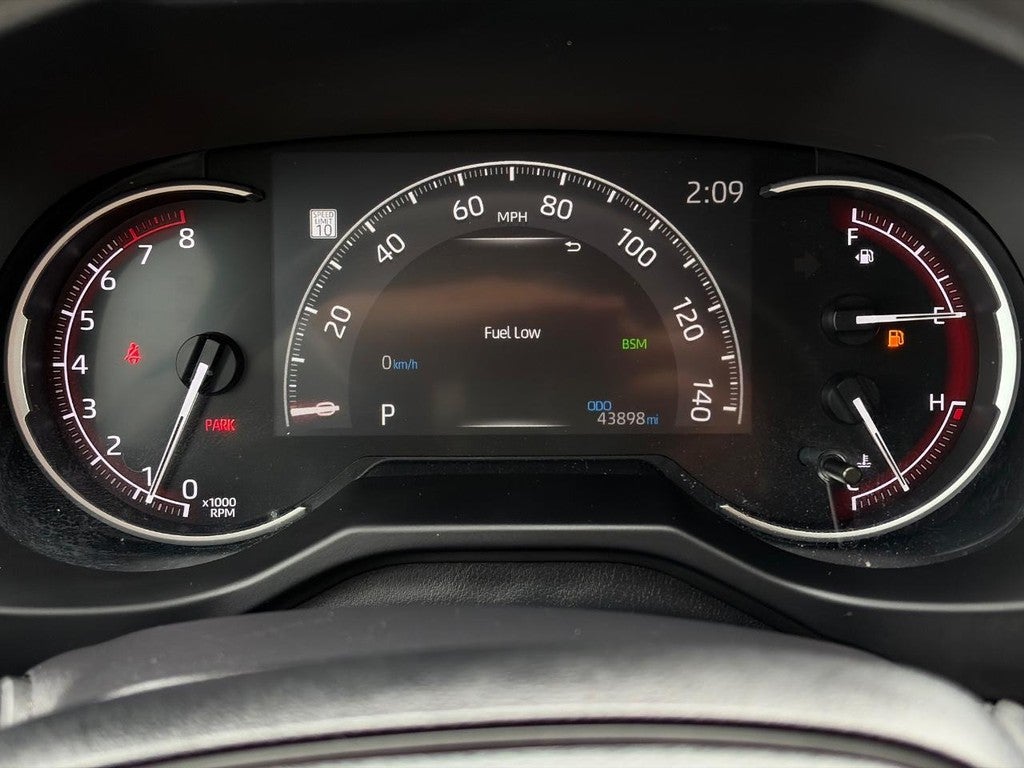 2025 Toyota RAV4 XLE AWD (Natl)
