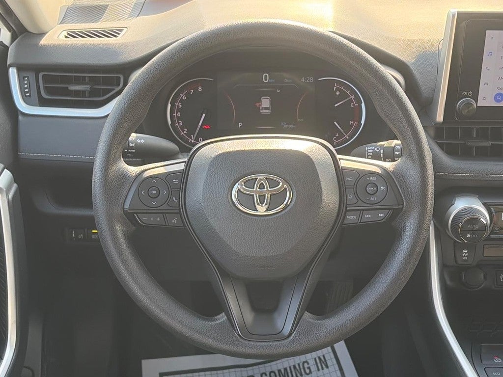 2025 Toyota RAV4 XLE FWD (Natl)