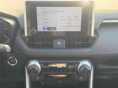 2025 Toyota RAV4 XLE FWD (Natl)
