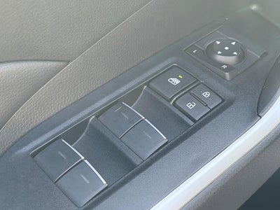 2025 Toyota RAV4 XLE FWD (Natl)