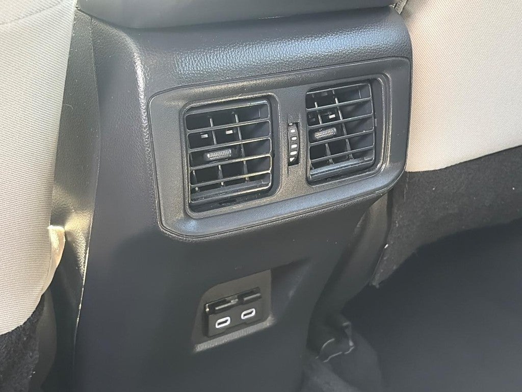 2025 Toyota RAV4 XLE FWD (Natl)