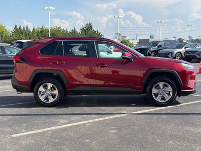 2025 Toyota RAV4 XLE FWD (Natl)