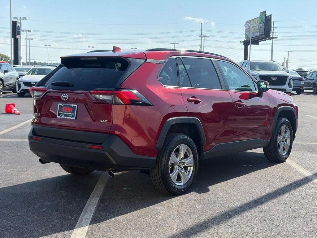 2025 Toyota RAV4 XLE FWD (Natl)