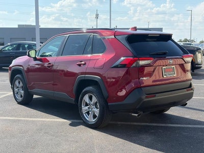 2025 Toyota RAV4 XLE FWD (Natl)