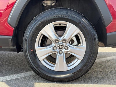 2025 Toyota RAV4 XLE FWD (Natl)