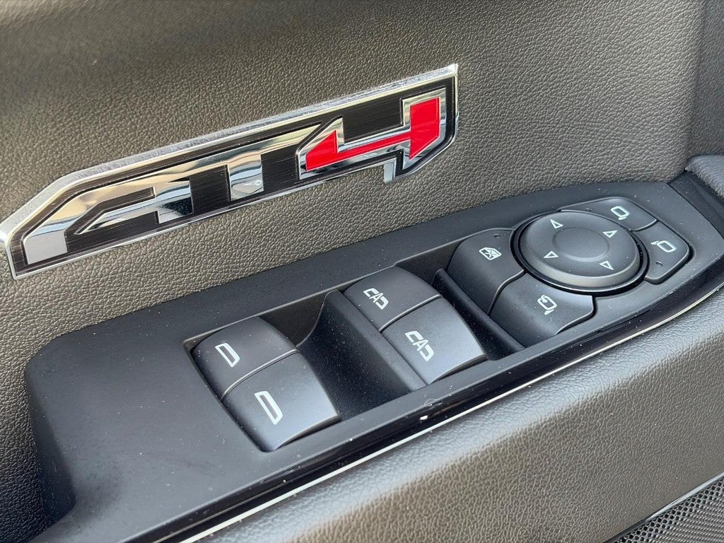 2024 GMC Sierra 1500 4WD Crew Cab 147" AT4