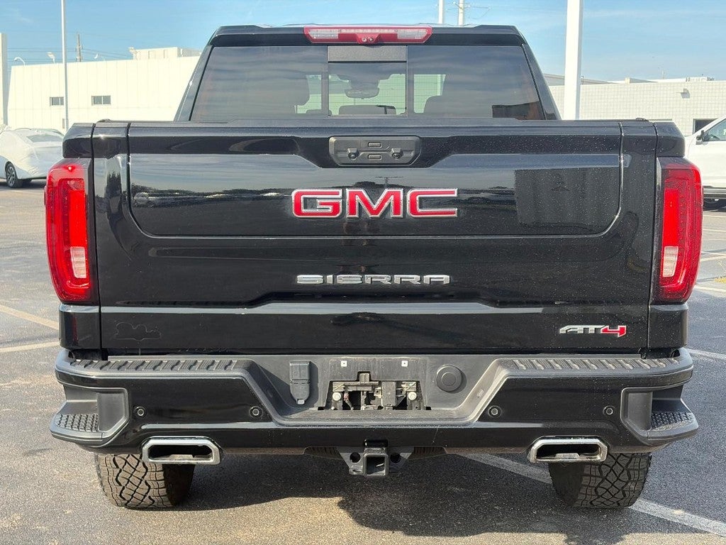 2024 GMC Sierra 1500 4WD Crew Cab 147" AT4