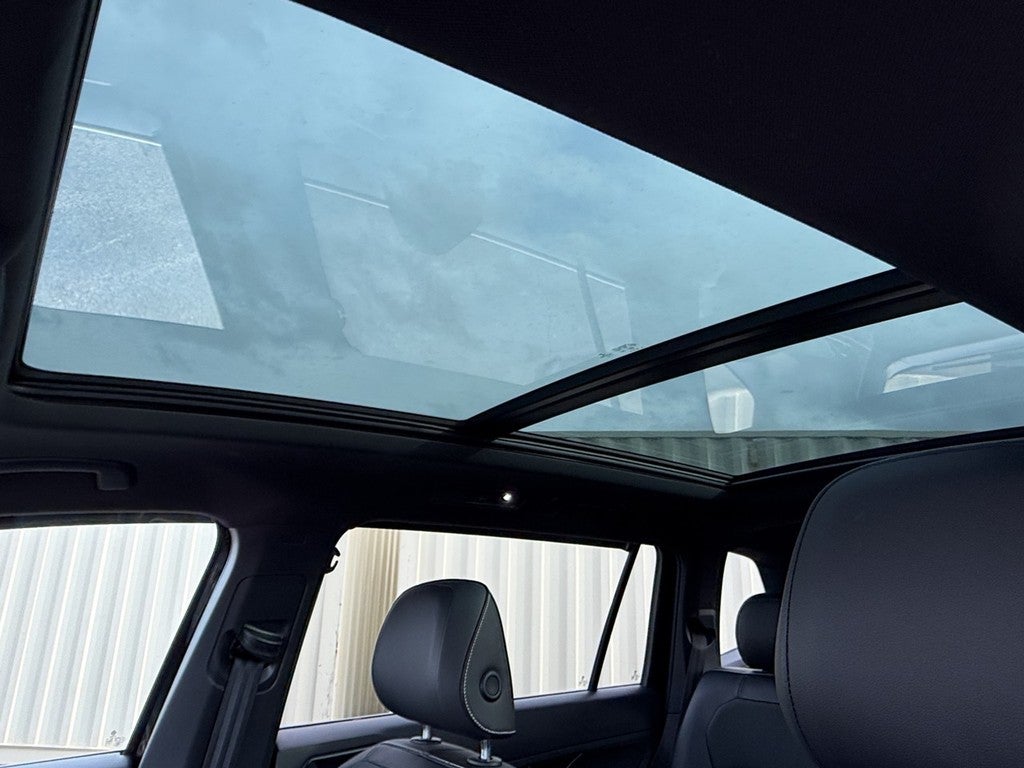 2022 Volkswagen Tiguan 2.0T SEL R-Line 4MOTION